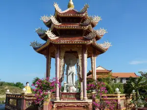 Ngoc Minh Temple
