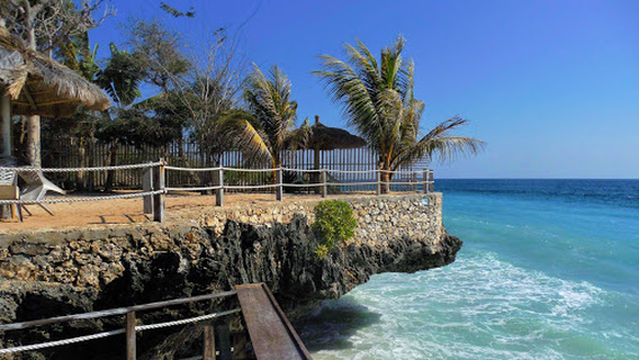 Pantai Kawona Bumi Indah Sien Lubalu