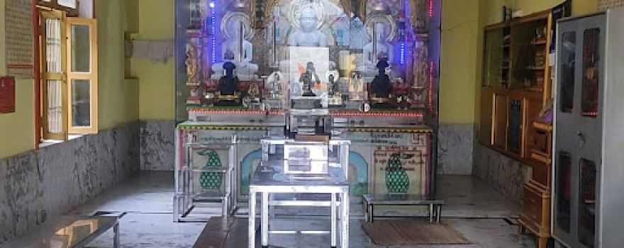 Shiri Parshvnath Digmber Jain Mandir