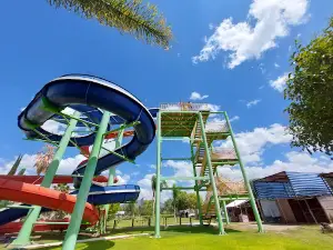 Parque Acuatico Tollan