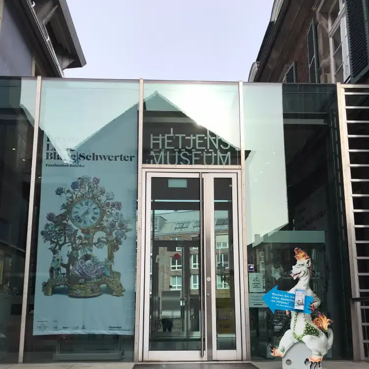 Hotels near Hetjens Museum (Deutsches Keramikmuseum)