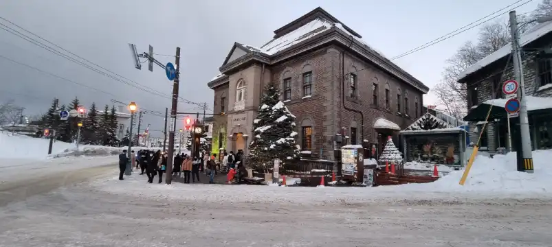 メルヘン交差点周辺のホテル