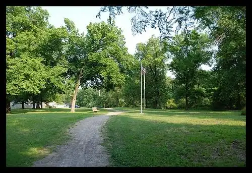 Hotels near Massard Prairie Battlefield Park