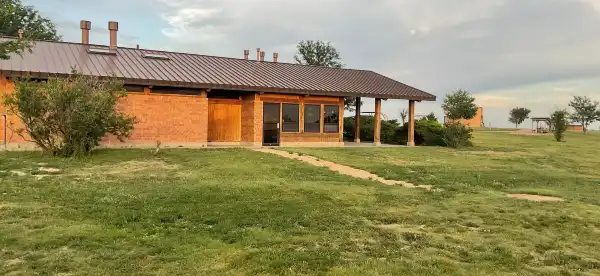 Hotels in Logan County