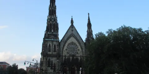 弗農山坊聯合衛理公會和亞斯理住宅