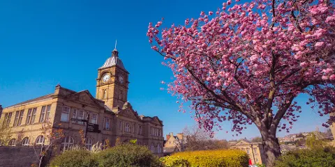 Batley Library and Art Gallery