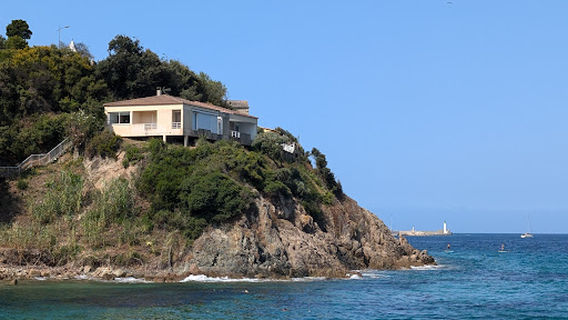 Corsica Massage