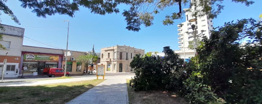 Plaza Urquiza