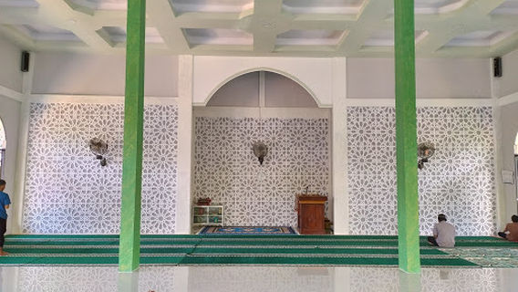 East Mempawah