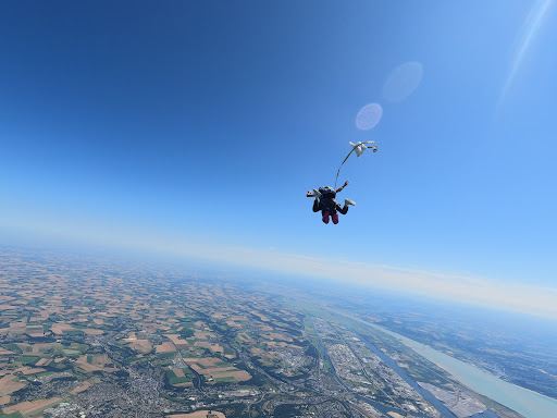 Abeille Parachutisme: Baptême/saut/chute libre parachute/Le Havre/Normandie