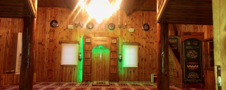 Tavukci Hoca Camii