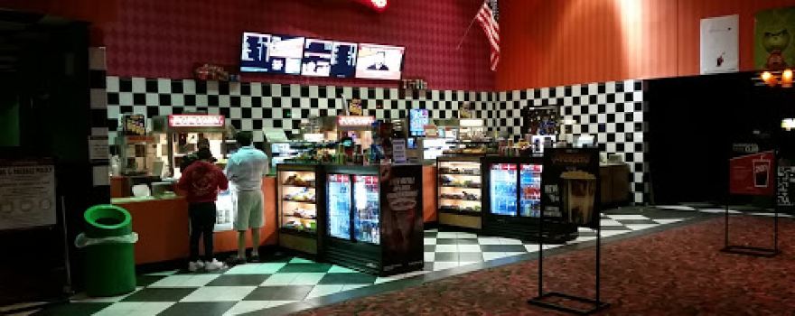 Cinemark Del Rio Movies 8