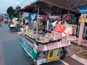 KhongKhao Market
