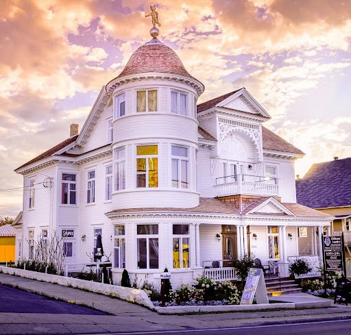 Loty ${{cityDName}} Forestville