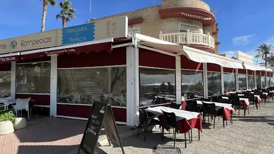 Restaurante Rompeolas