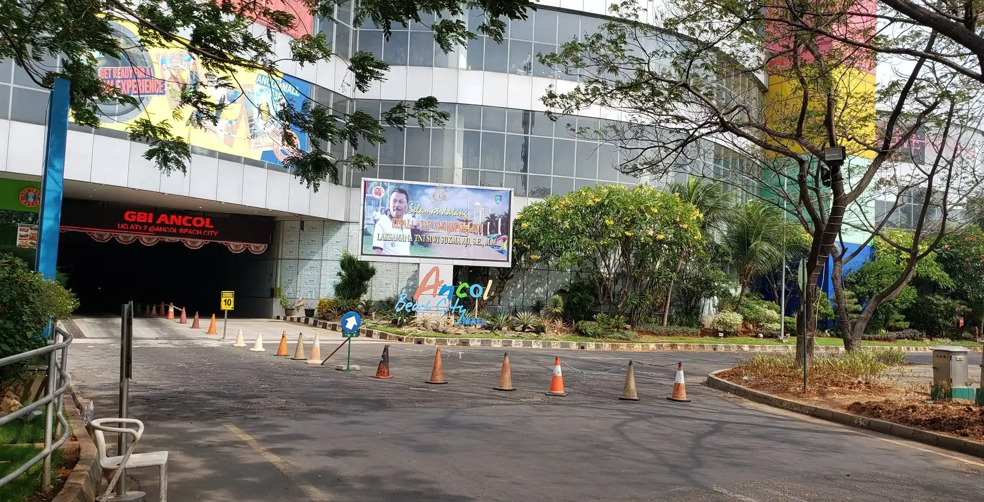 Hotels near Beach City International Stadium