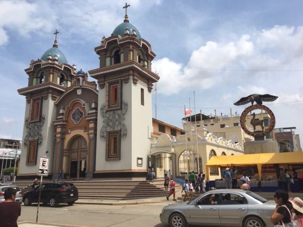 Santa Cruz de la Sierra til Tumbes ​​fly
