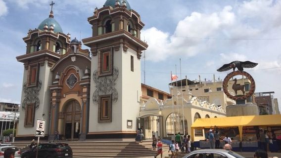 Plaza De Armas De Tumbes