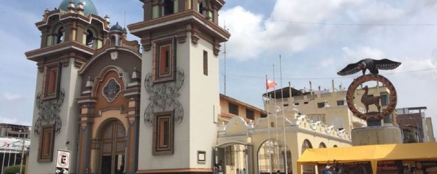 Plaza De Armas De Tumbes