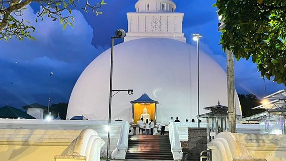 Kataragama Holy Sanctuaries