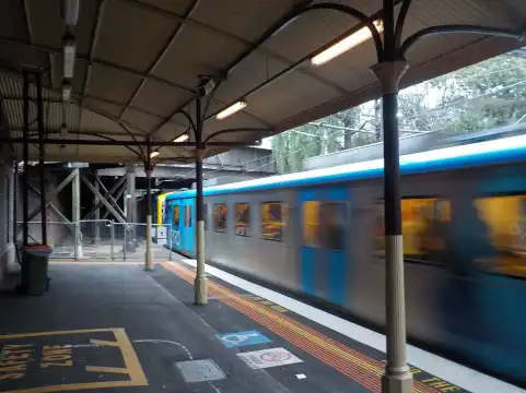 Hotels near Windsor Railway Station