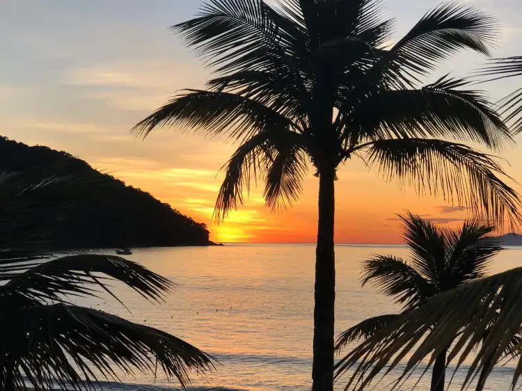 Các khách sạn gần Martin de Sá Beach