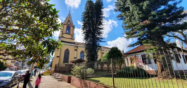 Hotels in Dois Irmãos