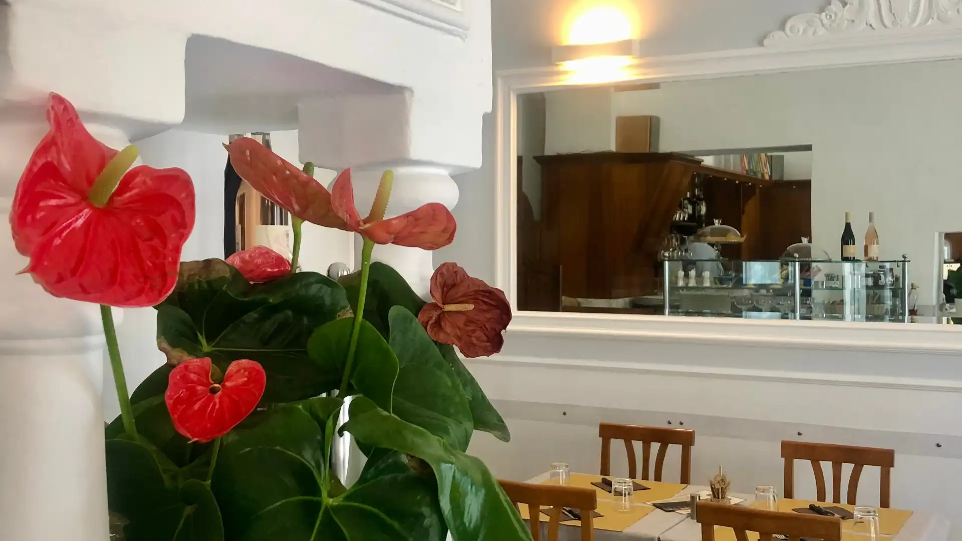 Hotels near Via Nizza