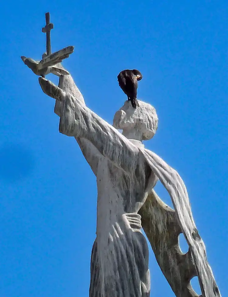 Hotels near St. Nicolas Statue