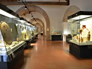 Castello e Museo Archeologico