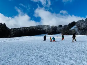 Kenmin-no-mori Ski Area