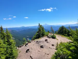 Elk Lake Campground