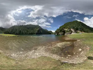 Kubhinde Lake