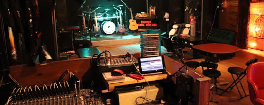 Izena Rock House