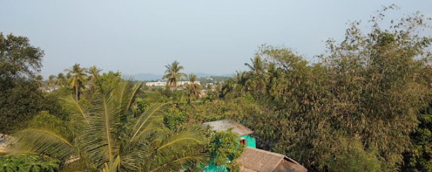 အရှေ့သိမ်ကျောင်းတိုက် ( Monastery )