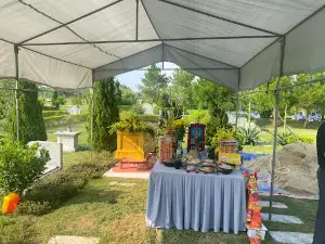 Công Viên Tưởng niệm Thiên Đức