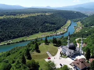 Brekovačka džamija