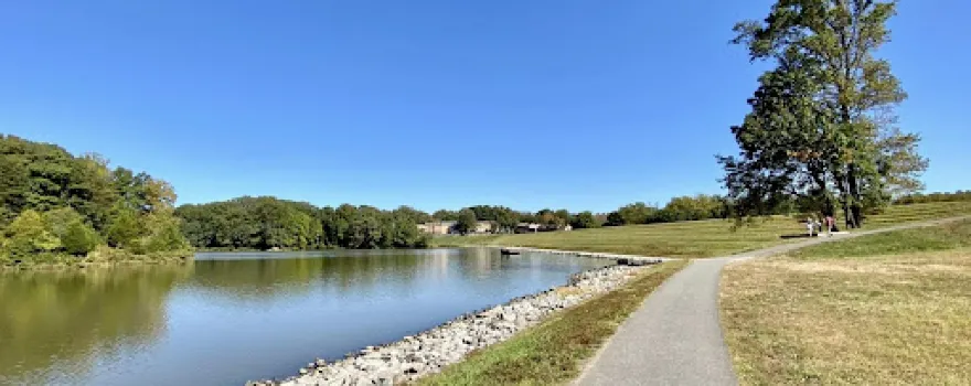 Royal Lake Park