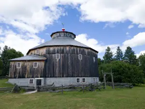 Round Barn