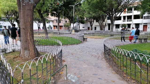 Plazuela Hoyos Rubio