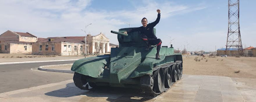 Choibalsan statue