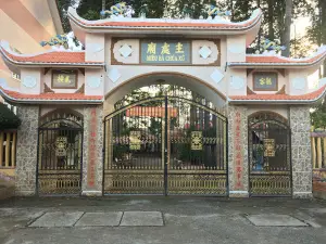 Miếu Bà Chúa Xứ Thị Trấn Mỹ Long