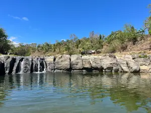 Talon Pari Falls