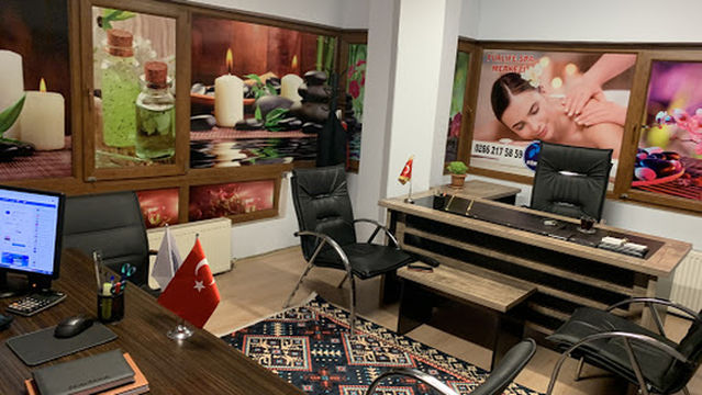 VİP PÜRLİFE MASAJ CENTER