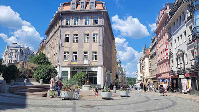 Statue of Tomáš Garrigue Masaryk