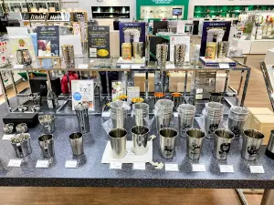 Tsubamesanjo Regional Industries Promotion Center