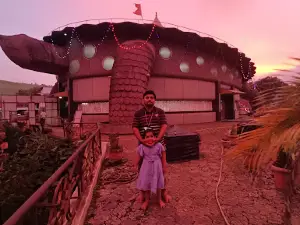 Shri Sadguru Datta Chile Maharaj Temple