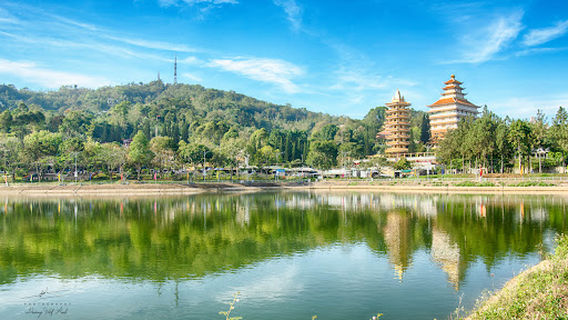 Khu du lịch núi Cấm