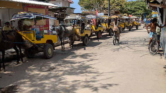 Trawangan public ferry ticket counter