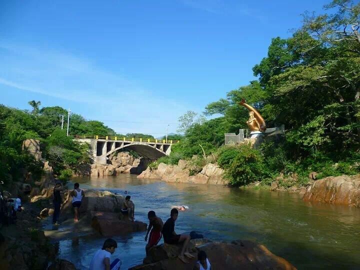 Houston to Valledupar Flights